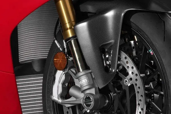 China's high-end motorcycle market and export performance in April were impressive 09